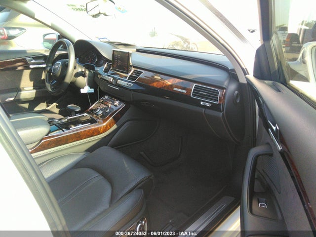 2018 Audi A8, VIN: WAU44AFDXJN000742