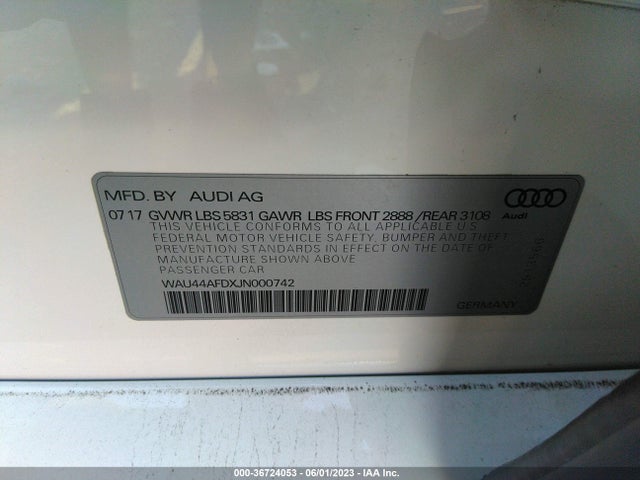 2018 Audi A8, VIN: WAU44AFDXJN000742