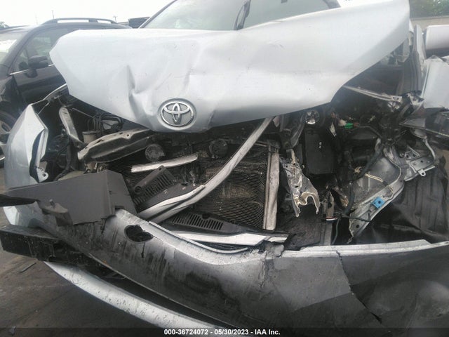 Toyota SIENNA LE 2015 5TDKK3DC9FS531518 Image 10