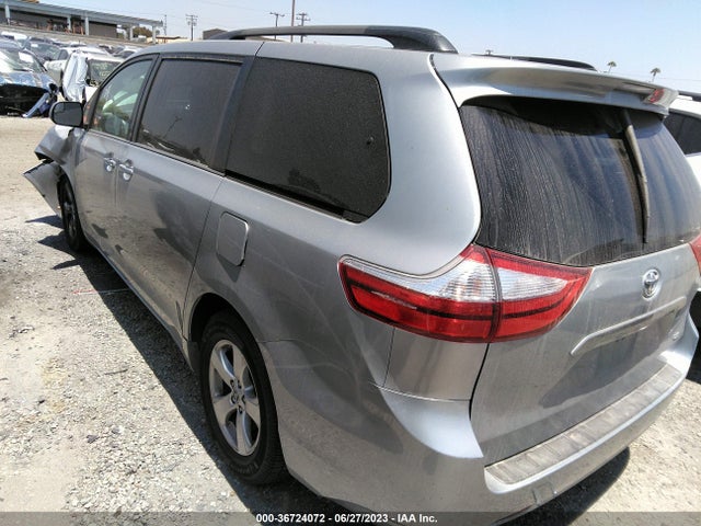 Toyota SIENNA LE 2015 5TDKK3DC9FS531518 Image 3