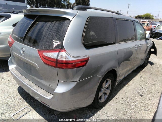 Toyota SIENNA LE 2015 5TDKK3DC9FS531518 Image 4