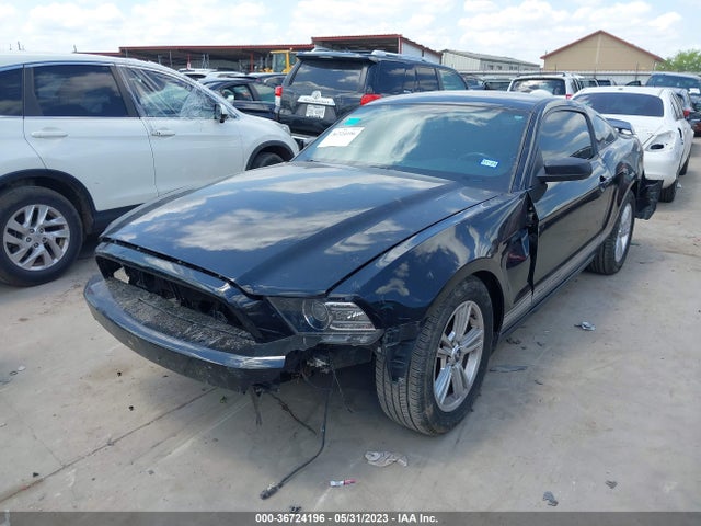 2014 FORD MUSTANG V6 VIN: 1ZVBP8AM8E5230753