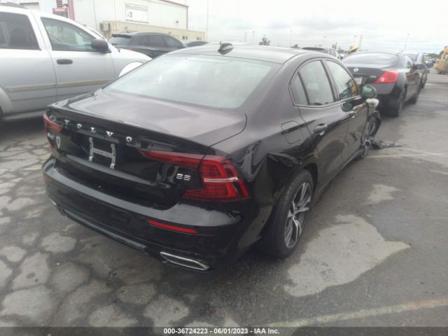 7JRL12FM9NG163035 Volvo S60 R-design
