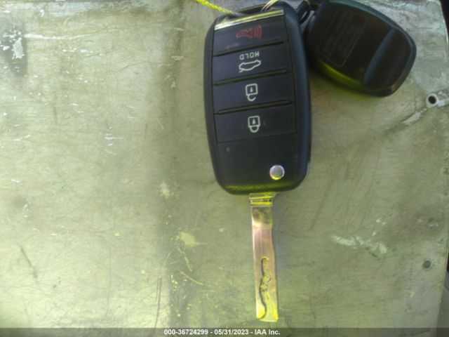 5XXGT4L35GG100056 KIA Optima Lx
