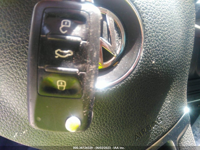 WVGAV7AX4JK004029 Volkswagen TIGUAN LIMITED