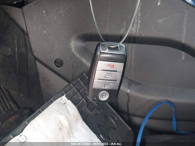 KNAFK5A84H5681121 KIA Forte5 Lx