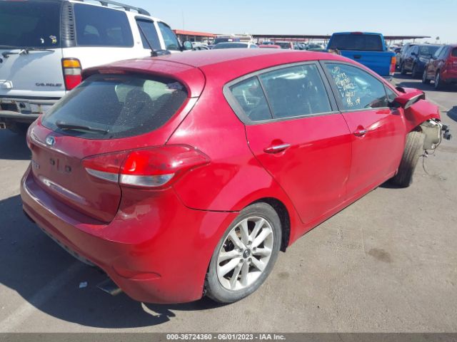 KNAFK5A84H5681121 KIA Forte5 Lx