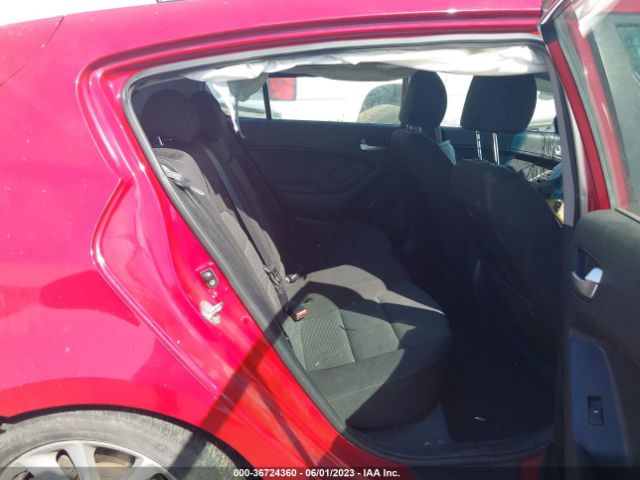 KNAFK5A84H5681121 KIA Forte5 Lx