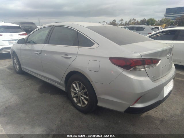 Hyundai SONATA SE 2018 5NPE24AF3JH635325 Image 4