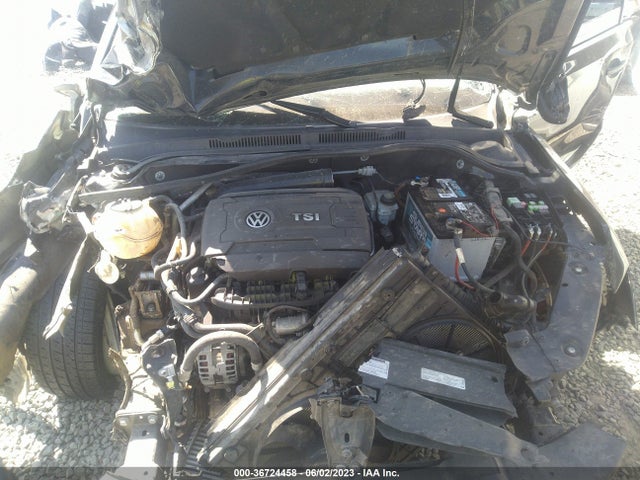 3VW5S7AJ2FM246499 Volkswagen Jetta Sedan 2.0t Gli Se