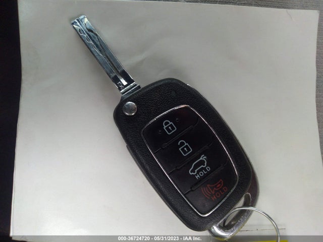 Hyundai TUCSON SE 2017 KM8J23A46HU262364 Image 3