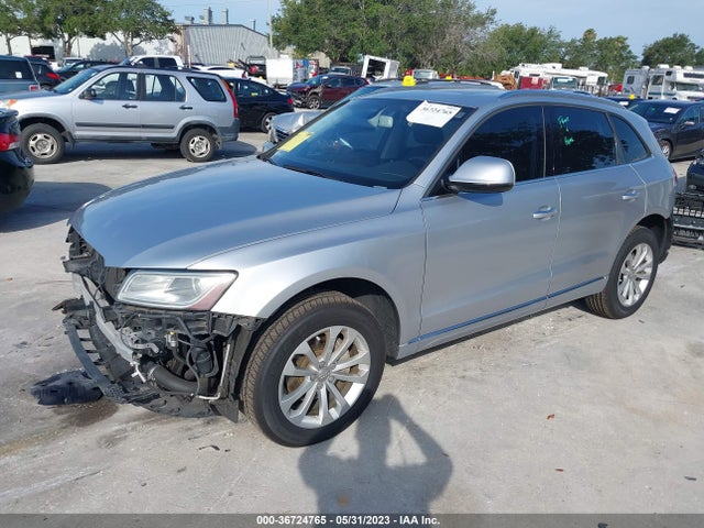 WA1LFAFP9FA119586 Audi Q5 Premium Plus
