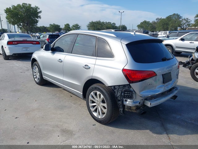 WA1LFAFP9FA119586 Audi Q5 Premium Plus