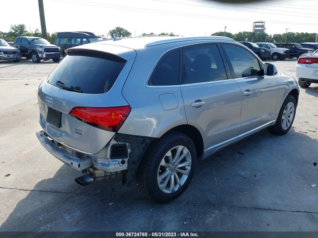 WA1LFAFP9FA119586 Audi Q5 Premium Plus
