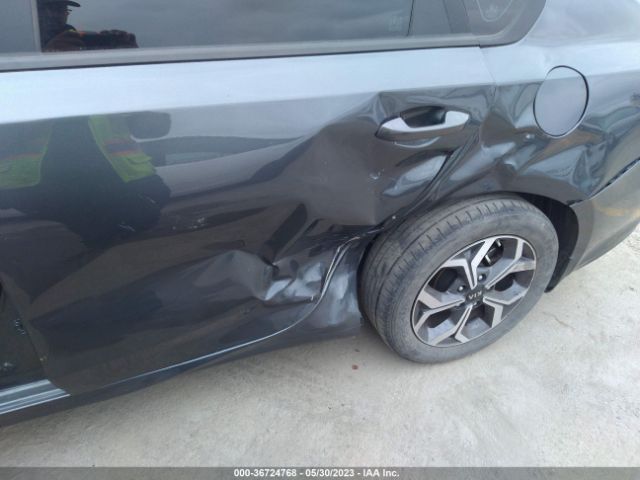 3KPF24AD0ME368169 KIA Forte Lxs