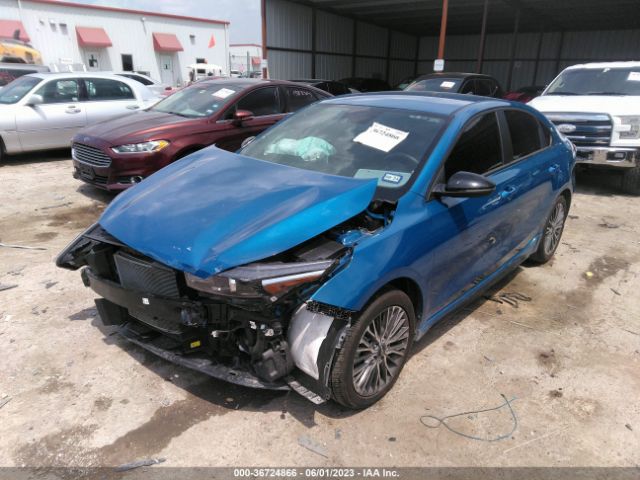 3KPF54AD9PE524883 KIA Forte Gt-line