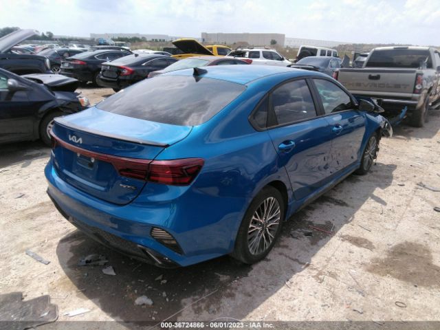 3KPF54AD9PE524883 KIA Forte Gt-line