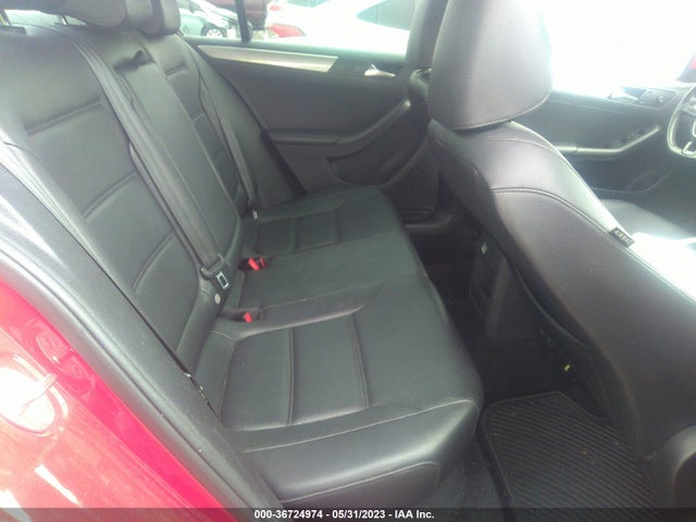 3VWD07AJ1FM407054 Volkswagen Jetta Sedan 1.8t Se W/connectivity