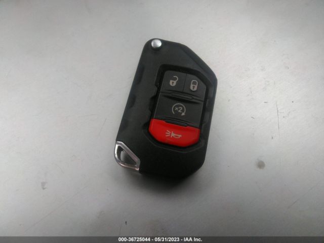 1C4HJXDG7JW279154 Jeep Wrangler Unlimited Sport S