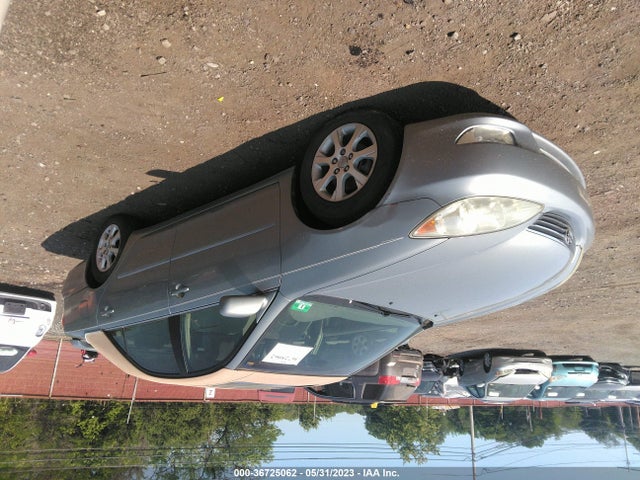 2005 TOYOTA CAMRY XLE VIN: 4T1BE30KX5U626518