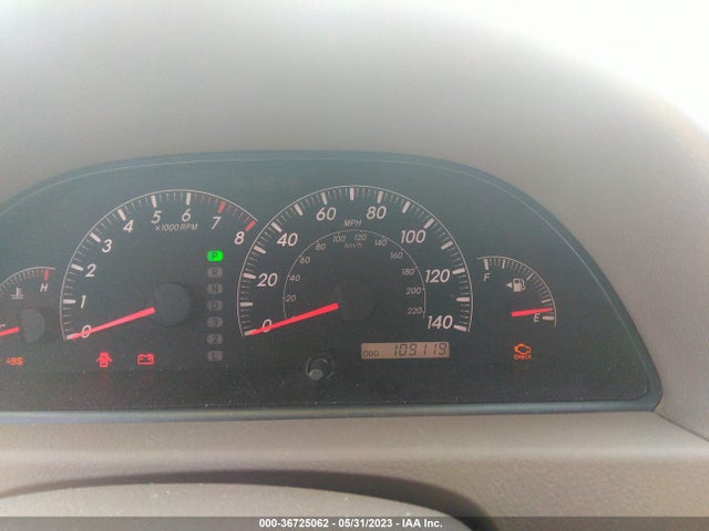 2005 TOYOTA CAMRY XLE VIN: 4T1BE30KX5U626518