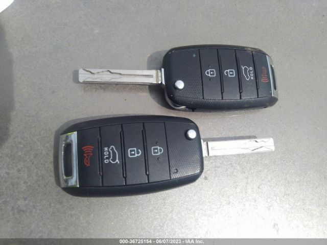 KNDJN2A28J7591947 KIA Soul Base