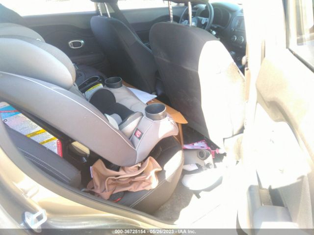 KNDJN2A28J7591947 KIA Soul Base