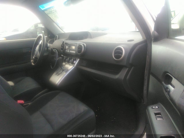 2011 SCION XB VIN: JTLZE4FE1B1129532