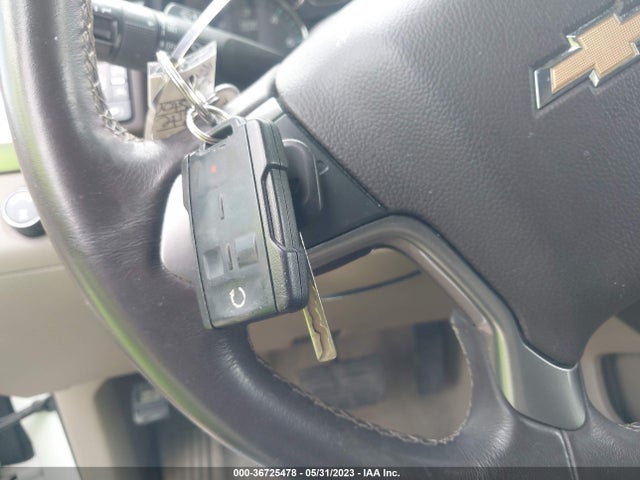 Chevrolet Suburban Lt 2018 1GNSKHKC1JR338715 Image 11