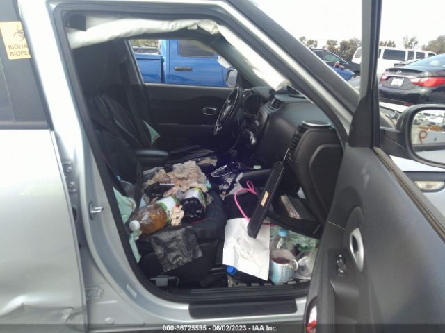 KNDJN2A21E7713201 KIA Soul Base