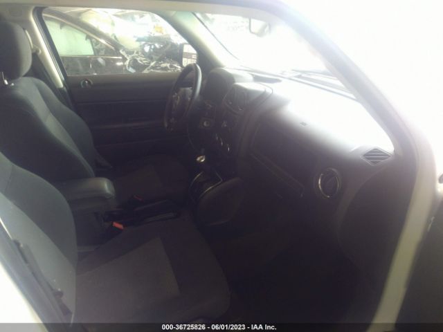 1C4NJPBA9GD698239 Jeep Patriot Sport