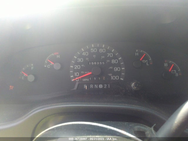 2000 FORD ECONOLINE WAGON XL/XLT VIN: 1FBSS31L5YHA51718