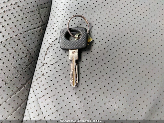1991 MERCEDES-BENZ 560 SEC VIN: WDBCA45E7MA606559