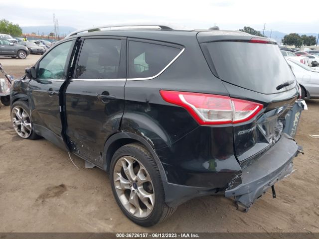 1FMCU9J95EUE50399 Ford Escape Titanium