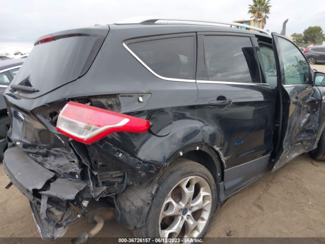 1FMCU9J95EUE50399 Ford Escape Titanium