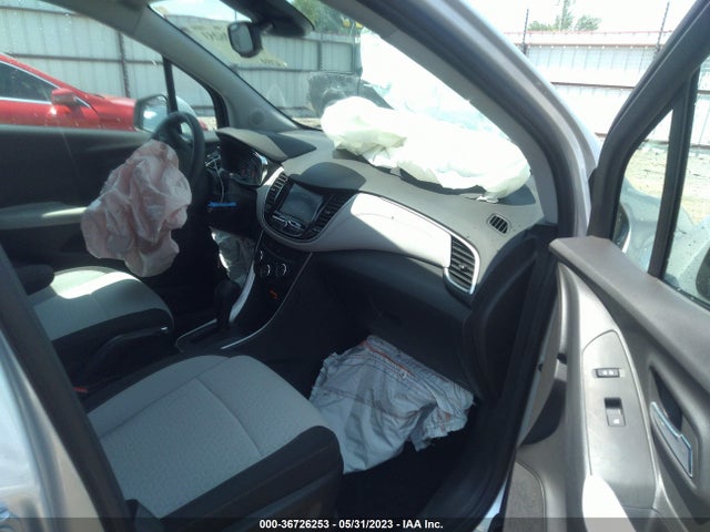 Chevrolet TRAX LS 2022 KL7CJKSM0NB544402 Image 5