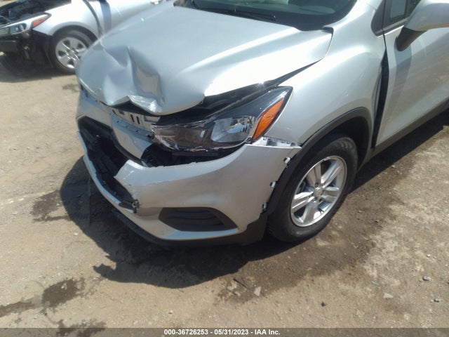 Chevrolet TRAX LS 2022 KL7CJKSM0NB544402 Image 6