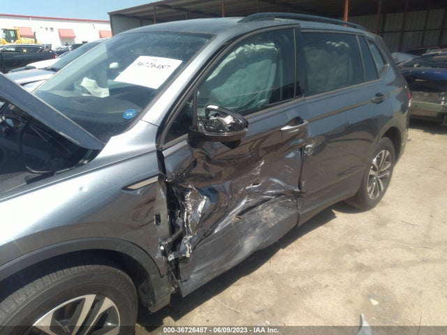 3VVRB7AX5PM072312 Volkswagen TIGUAN S