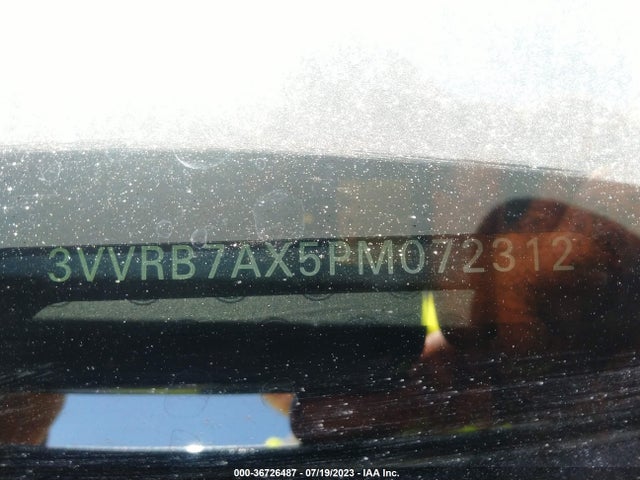 3VVRB7AX5PM072312 Volkswagen TIGUAN S