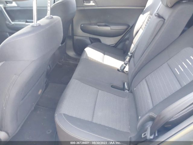 KNDPMCAC2J7483786 KIA Sportage Lx