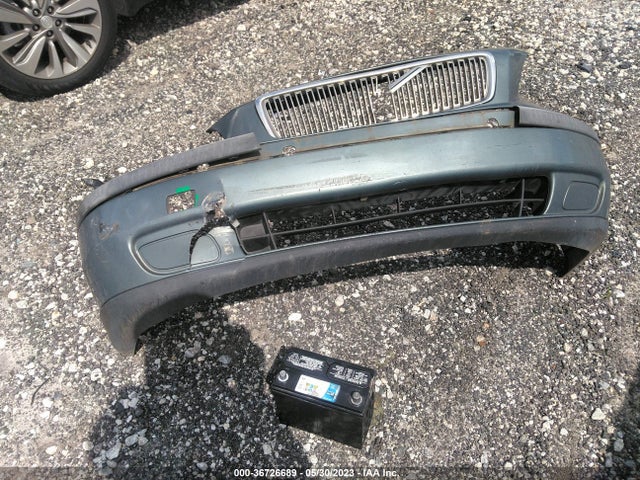 2004 VOLVO V70 VIN: YV1SW61T642384504