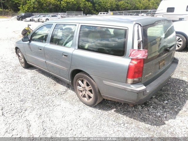2004 VOLVO V70 VIN: YV1SW61T642384504