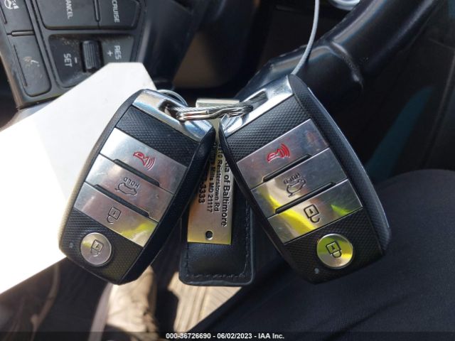 5XYKWDA70FG623373 KIA SORENTO SX