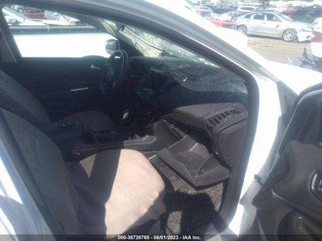 1FMCU9GD3KUB06805 Ford ESCAPE SE