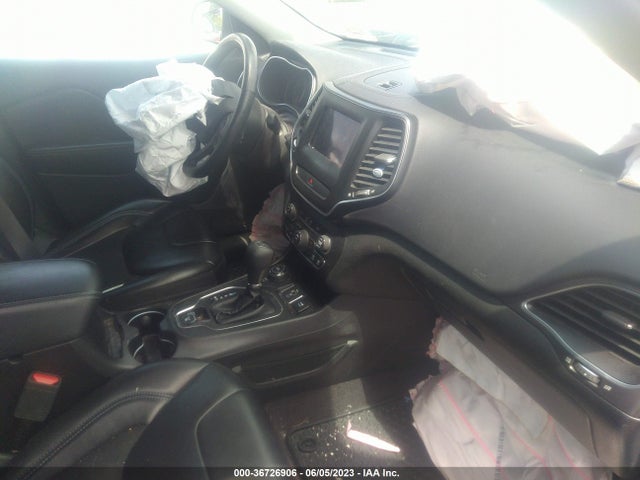 2019 JEEP CHEROKEE LATITUDE PLUS VIN: 1C4PJMLB8KD138980