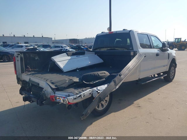 2022 Ford F-350, VIN: 1FT8W3BT3NEG42913
