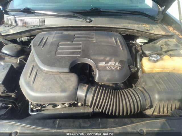 2C3CCAEG0FH881839 Chrysler 300 300c