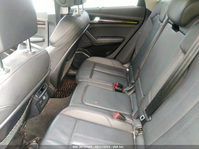 WA1BNAFY0K2022594 Audi Q5 Premium Plus