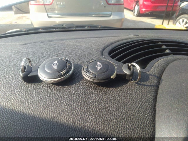 2009 MINI COOPER CLUBMAN WMWML33529TP97488 Photo 10