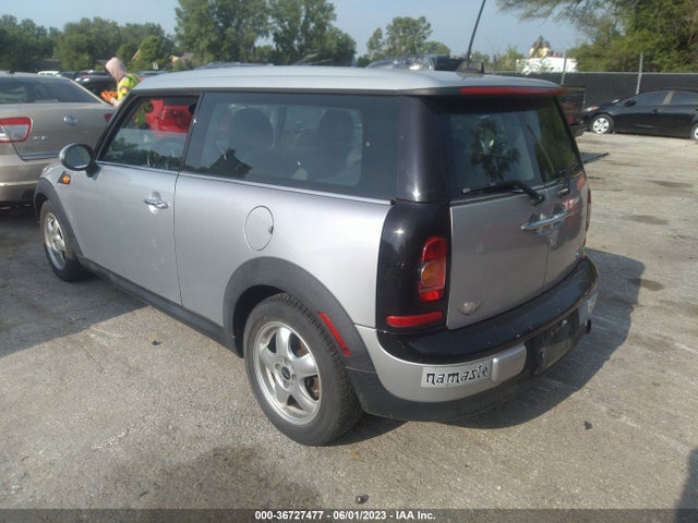 2009 MINI COOPER CLUBMAN WMWML33529TP97488 Photo 2